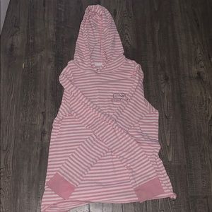Pink vineyard vines light hoodie